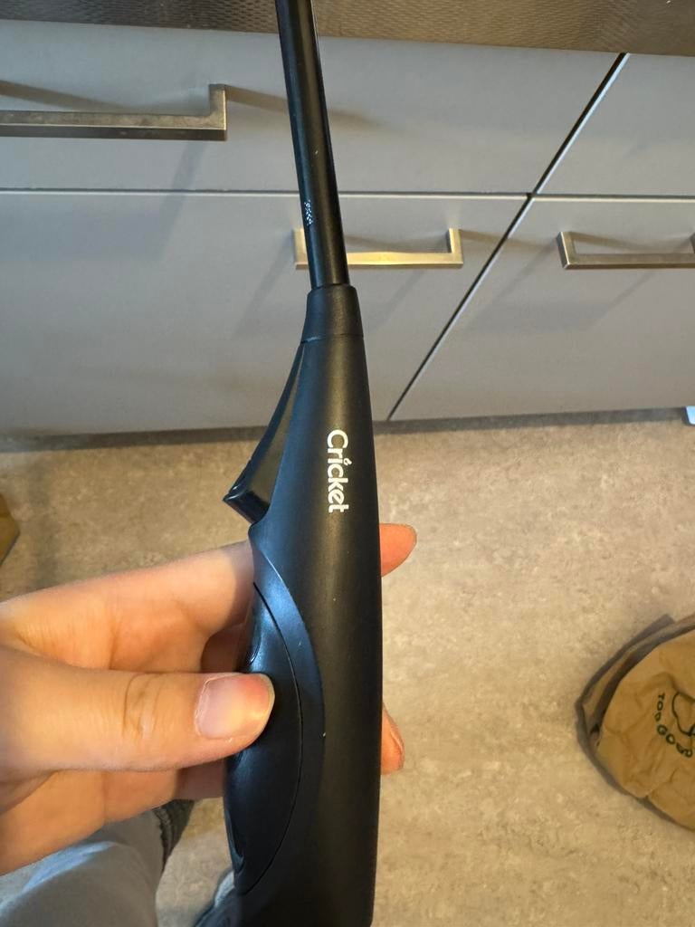 Utility lighter cricket, Ophalen of Verzenden, Zo goed als nieuw, Aansteker