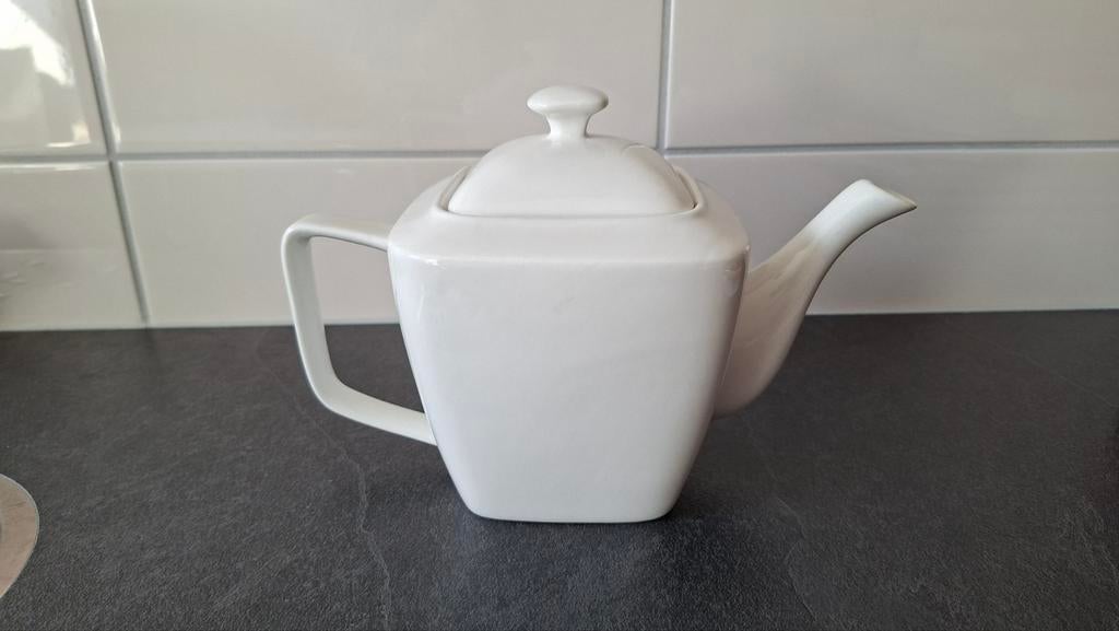 Witte vierkante theepot - zo goed als nieuw, Theepot/fluitketel, Ophalen of Verzenden, Zo goed als nieuw, Wit
