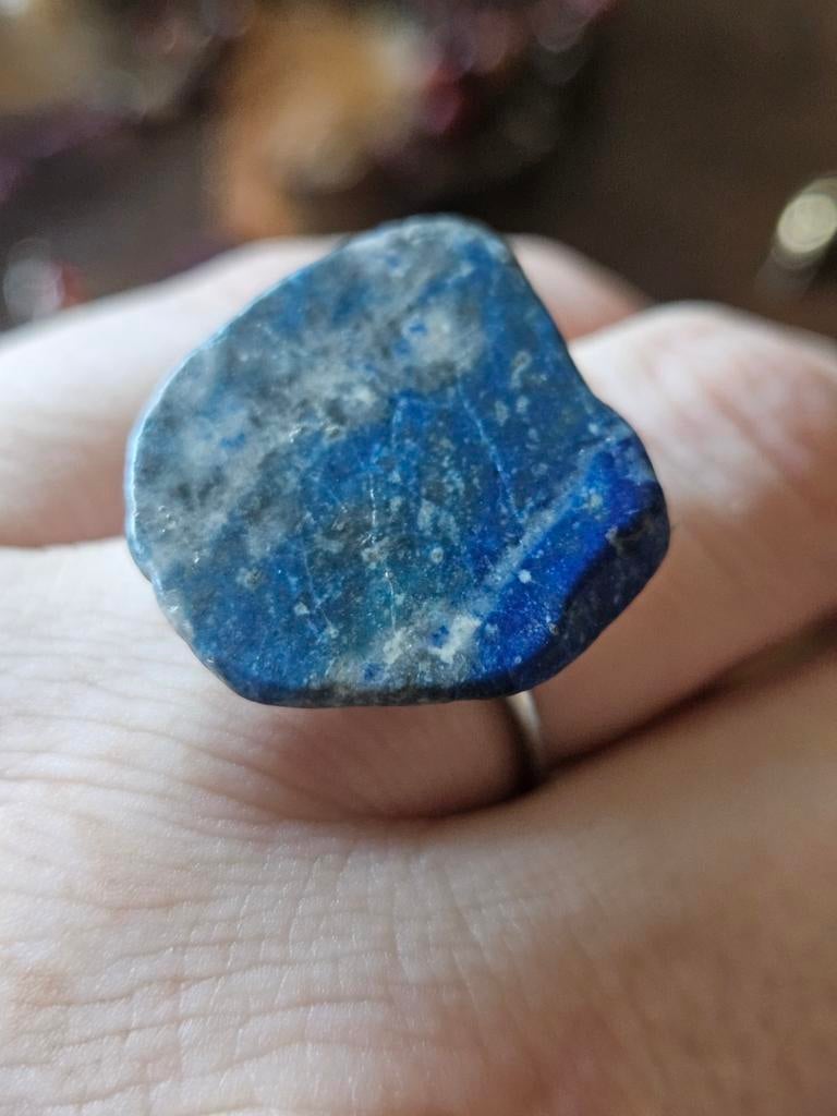 Handgemaakte Lapis Lazuli ring, Sieraden, Tassen en Uiterlijk, Ringen, Nieuw, Ophalen of Verzenden, 17 tot 18, Met edelsteen