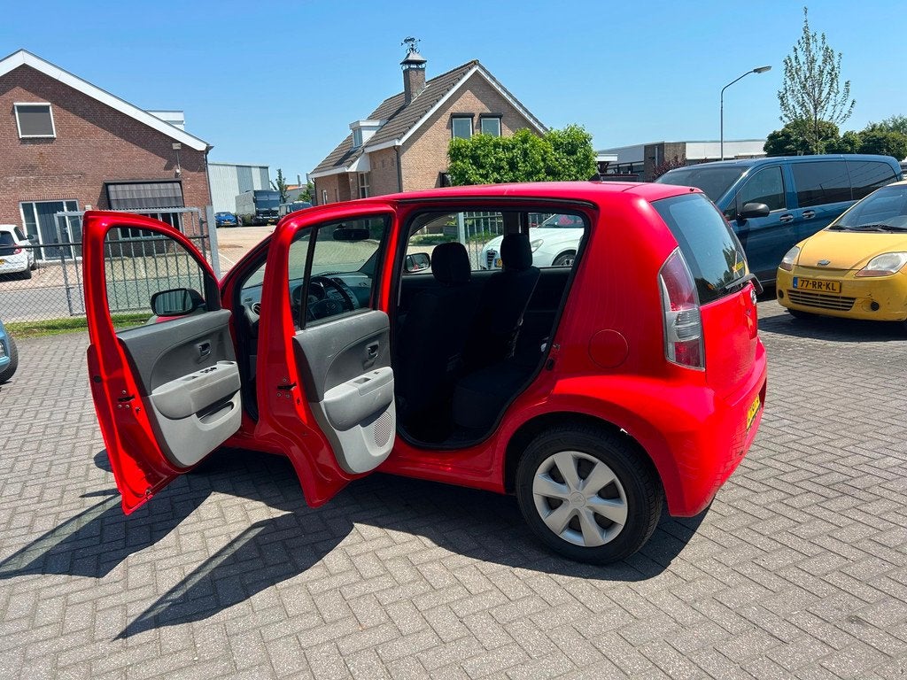 Daihatsu Sirion 2 1.0-12V Premium | NAP |, Auto's, Daihatsu, Voorwielaandrijving, Gebruikt, Bedrijf, Handgeschakeld