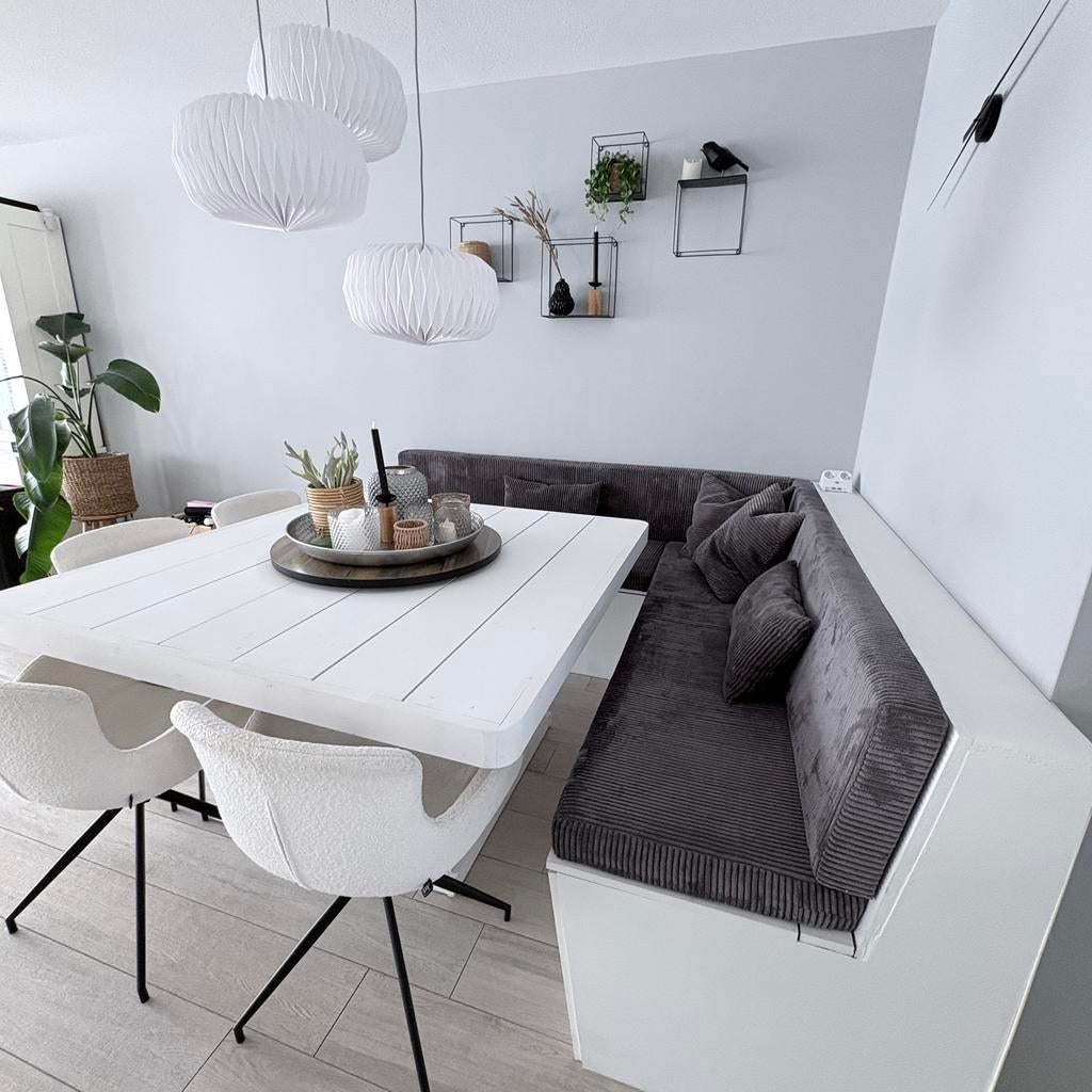Comlete eethoek (tafel en 4 stoelen) hoekbank is verkocht, Huis en Inrichting, Complete eetkamers, Ophalen, Zo goed als nieuw