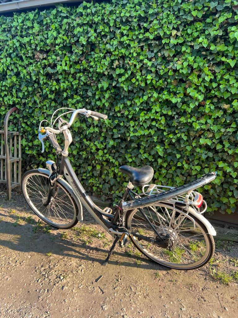 Batavus fiets voor onderdelen, Ophalen, Velgrem, Batavus, 53 tot 56 cm