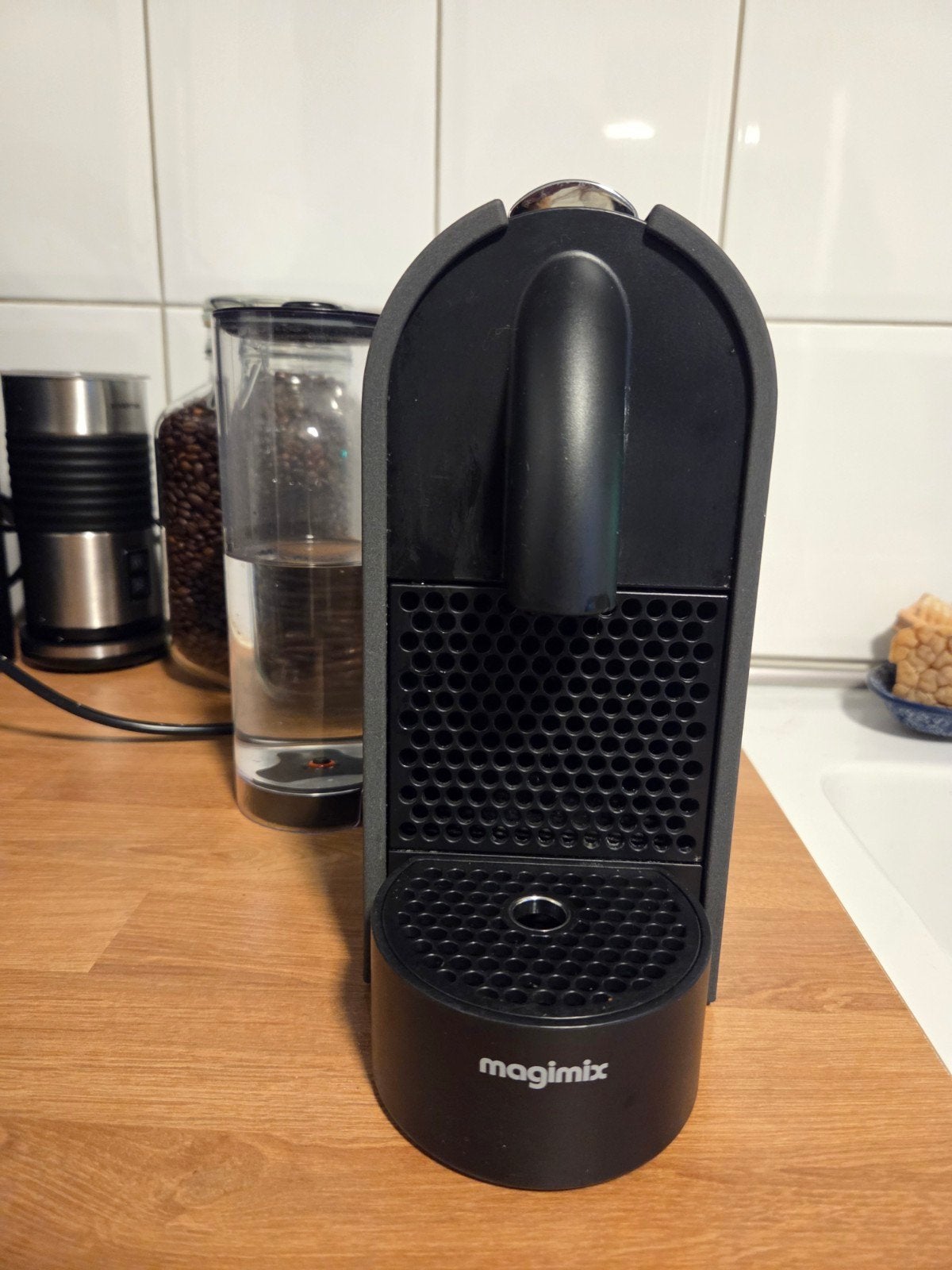 Magimix Nespresso, Witgoed en Apparatuur, Ophalen of Verzenden, Espresso apparaat, Koffiepads en cups, Afneembaar waterreservoir