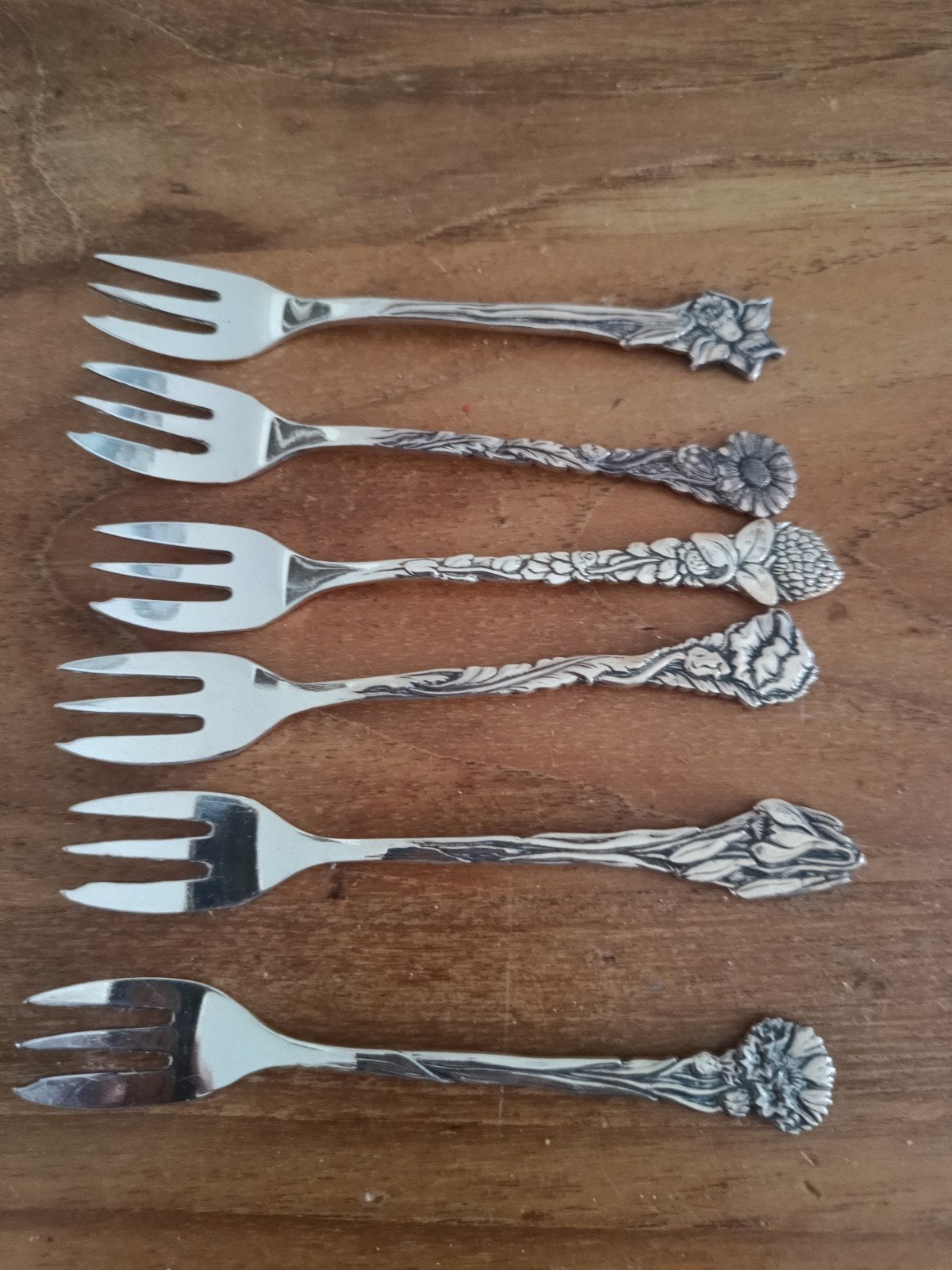 Set van 6 Gero 90 zilveren gebaksvorkjes met bloemmotief, Ophalen of Verzenden