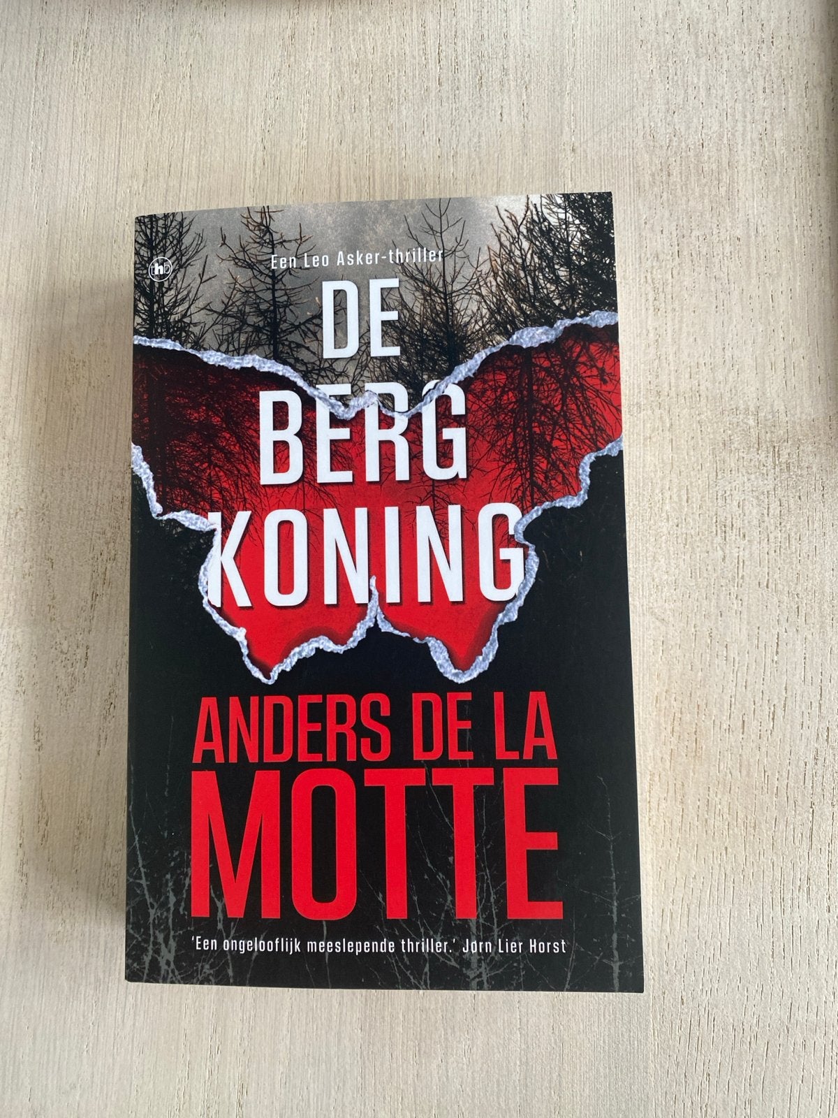De Bergkoning - Anders de la Motte (Leo Asker-thriller), Boeken, Ophalen of Verzenden, Zo goed als nieuw, Scandinavië