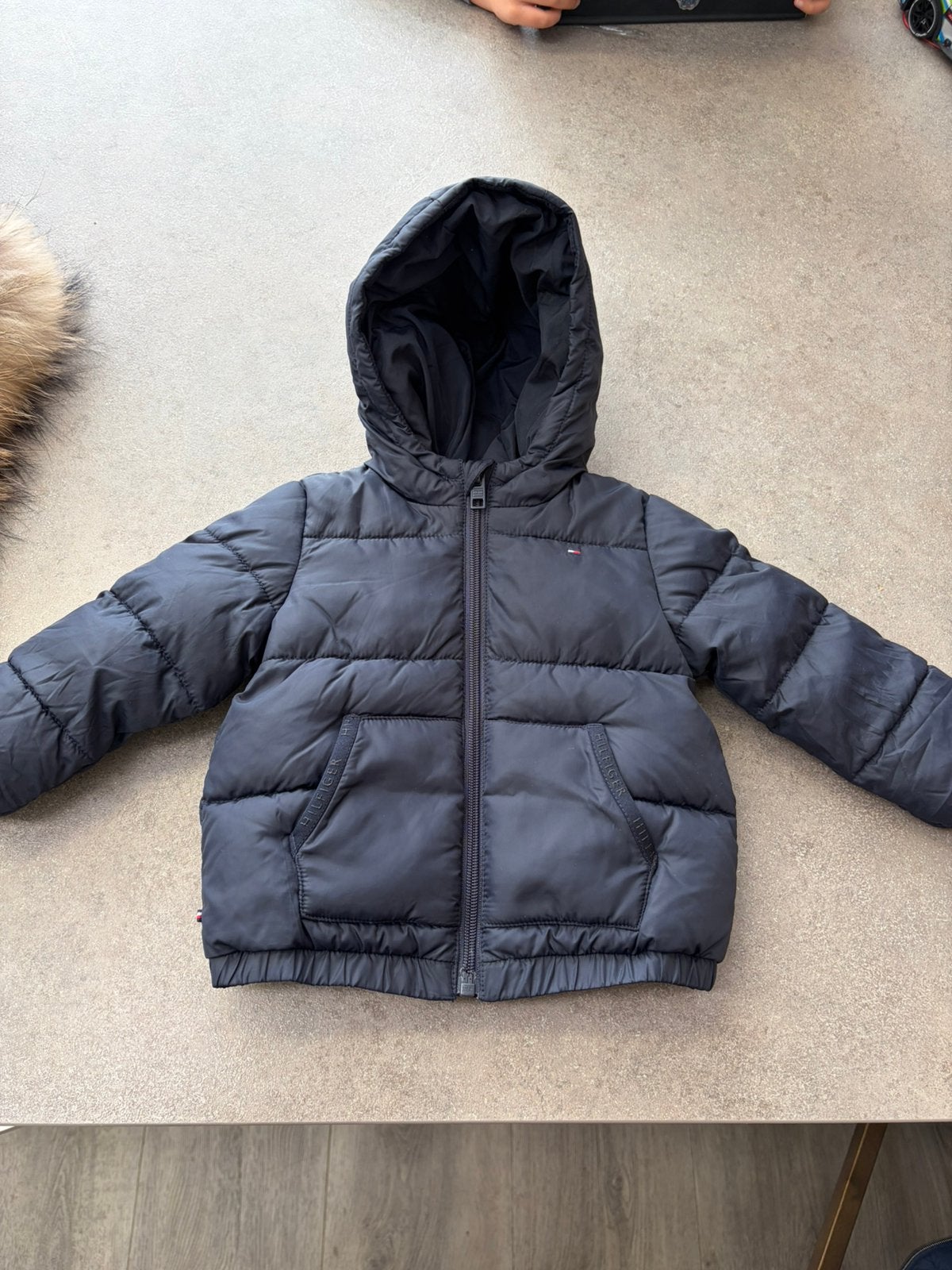 Tommy Hilfiger winterjas zgan maat 80, Ophalen of Verzenden, Zo goed als nieuw, Jongetje, Jasje