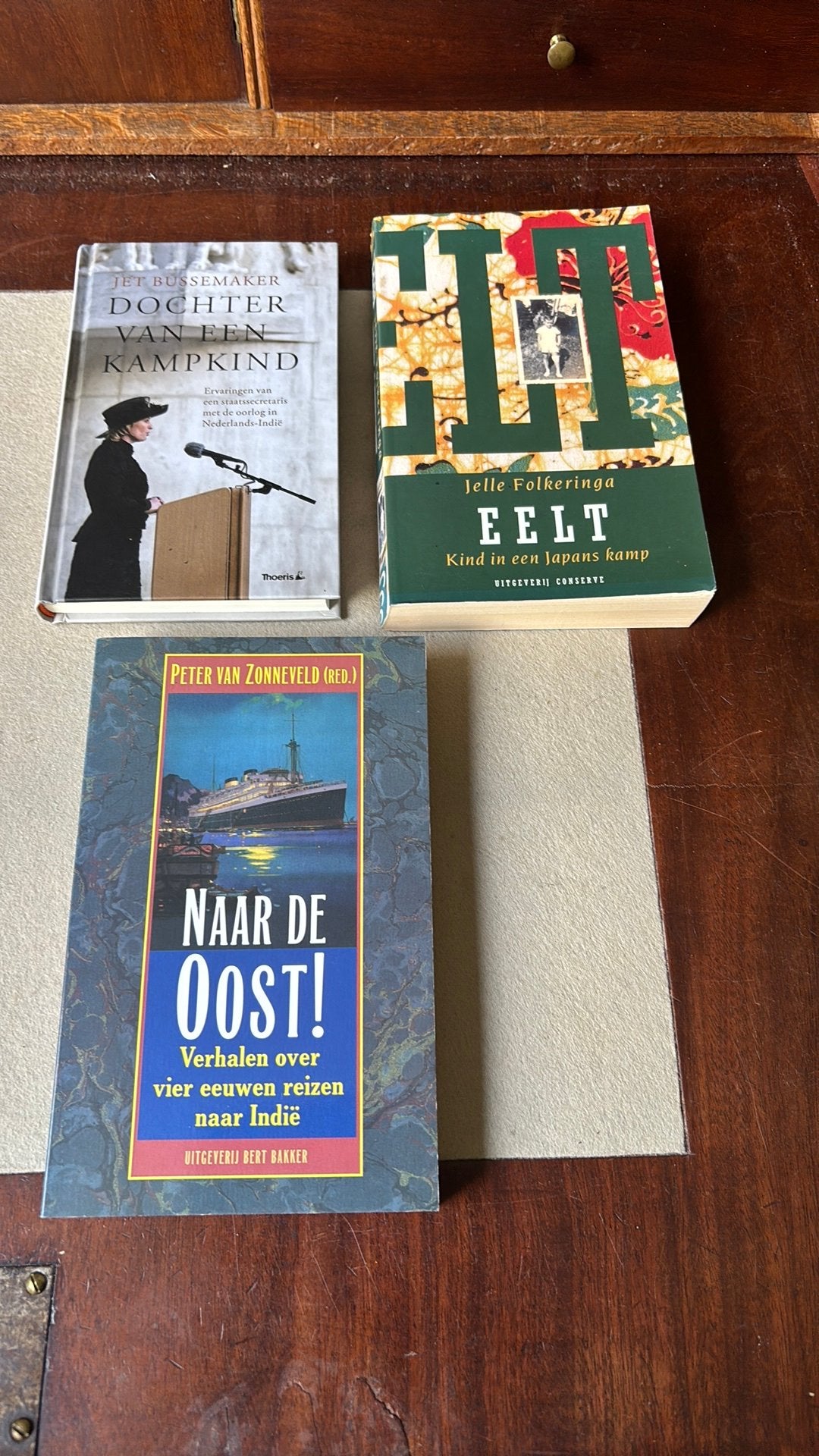 Eelt- Dochter van een kampkind - Naar de oost!, Boeken, Ophalen of Verzenden, Gelezen, Azië