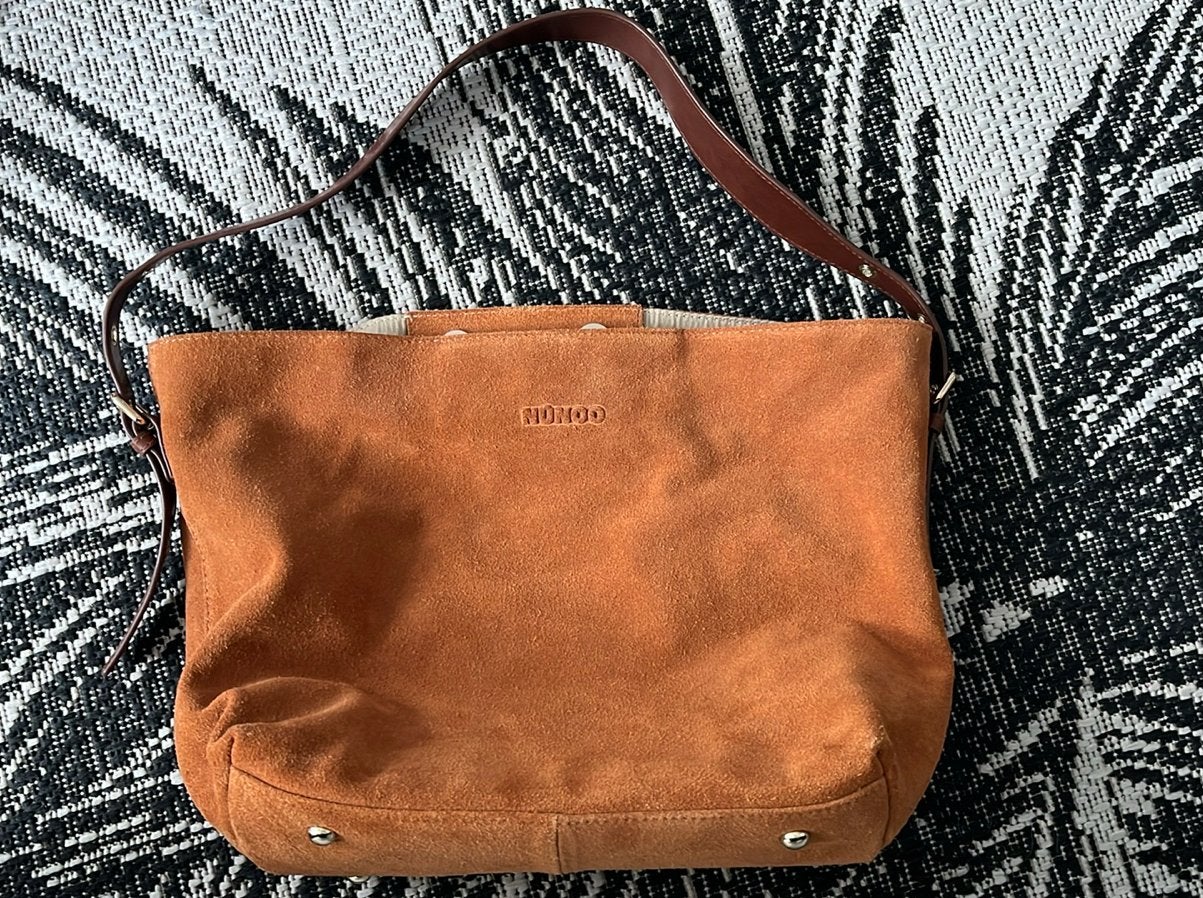Nunoo Chiara Suede Toffee Schoudertasje, Ophalen of Verzenden, Zo goed als nieuw, Bruin, Schoudertasje