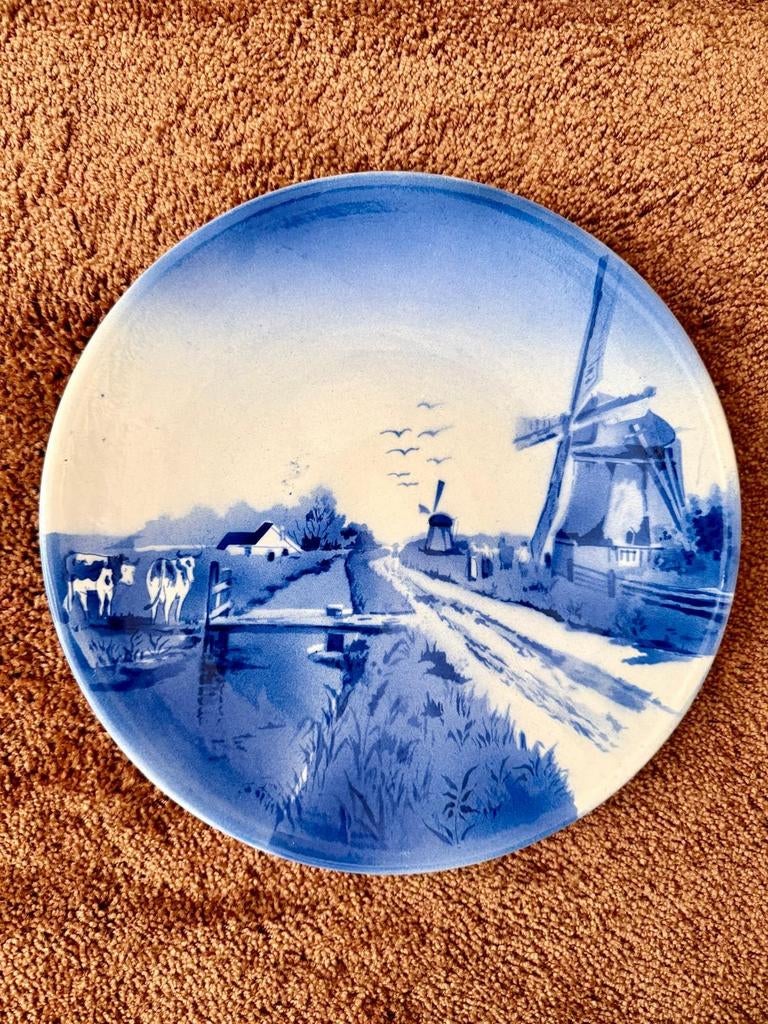 Delfts Blauw Wandbord - Hollands Landschap met Molens, Ophalen of Verzenden