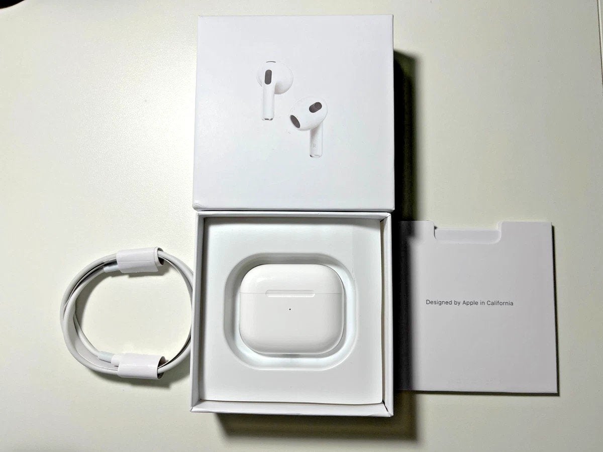 Apple Airpods 3e generatie, Telecommunicatie, Mobiele telefoons | Oordopjes, Ophalen of Verzenden, Zo goed als nieuw, Apple, In oorschelp (earbud)