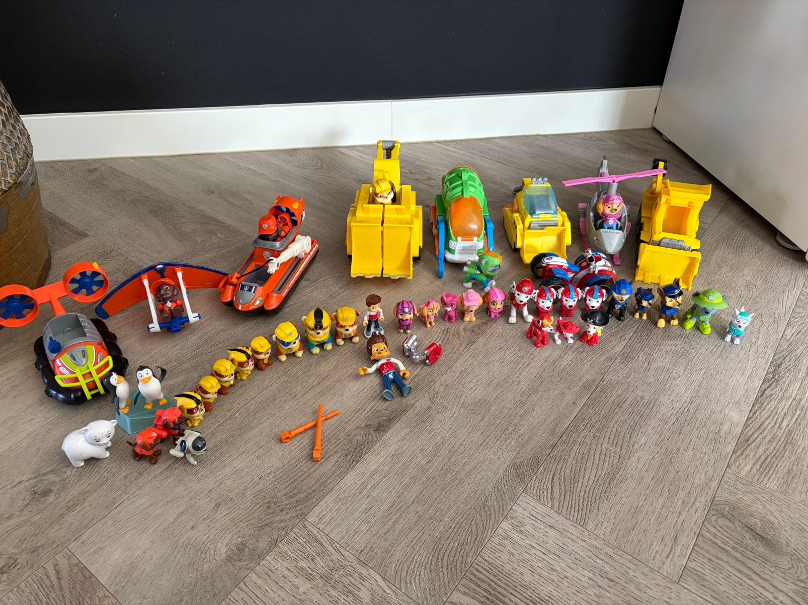 Paw patrol van alles wat, Ophalen, Zo goed als nieuw