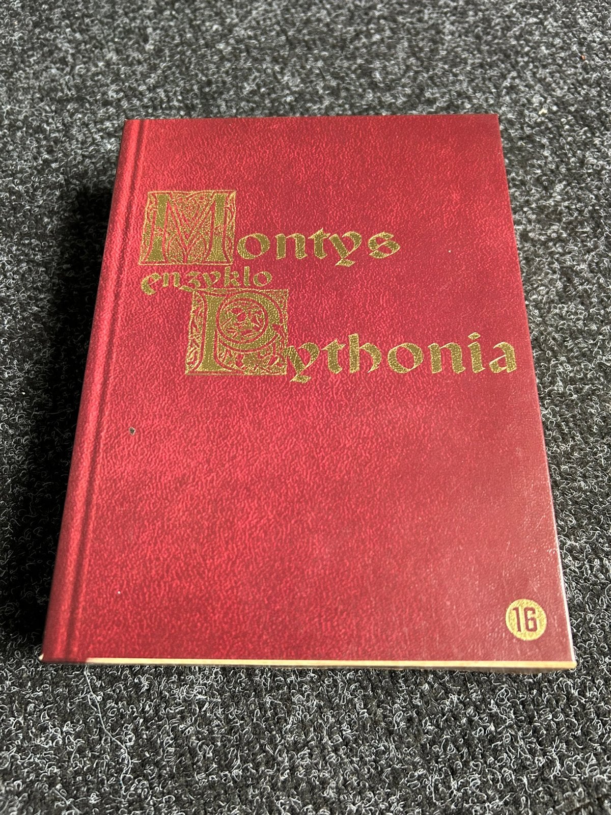 Monty python 4 dvd box, Vanaf 16 jaar, Ophalen of Verzenden, Gebruikt, Stand-up of Theatershow