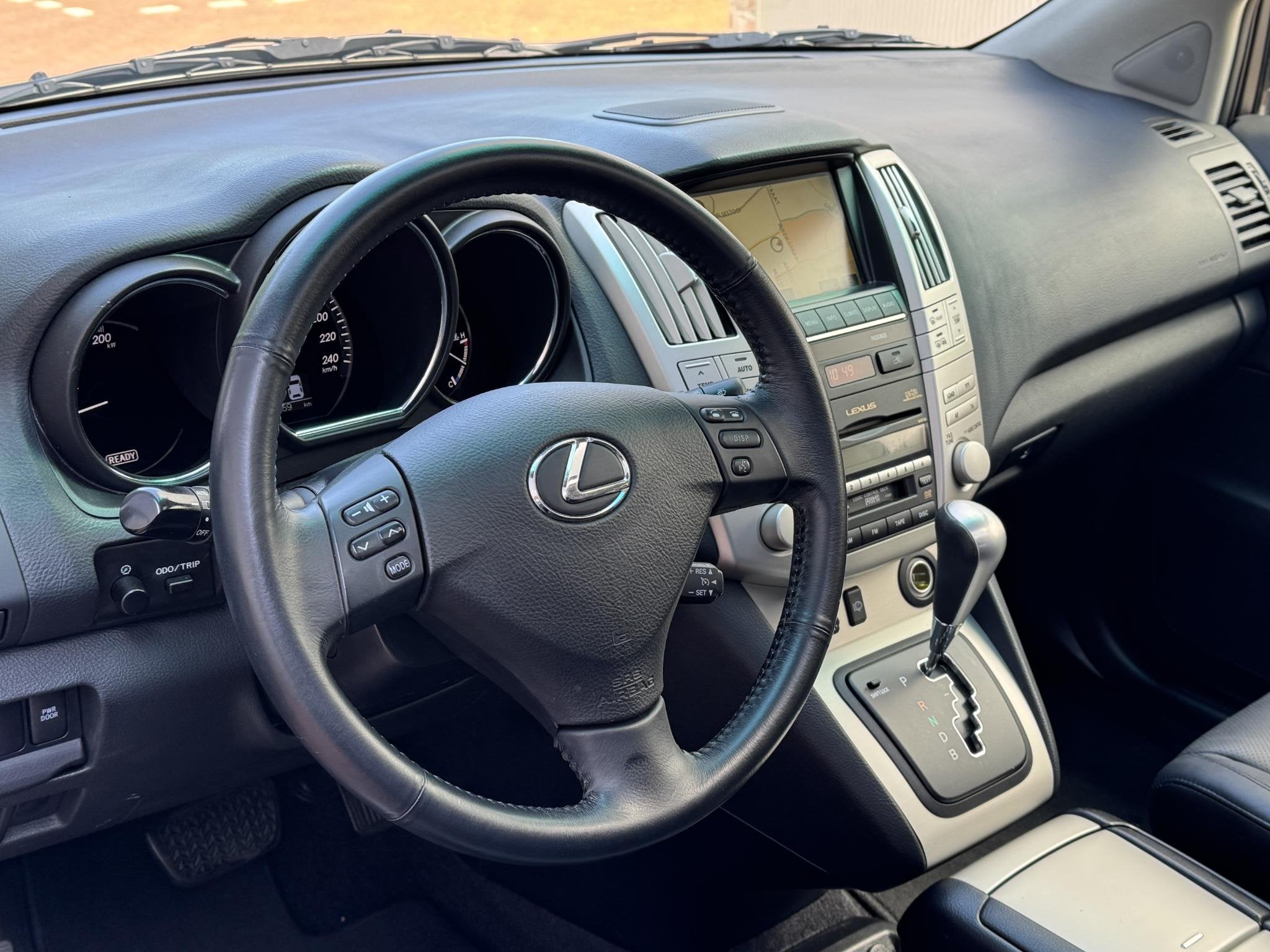 Lexus RX 400h 1e Eigenaar *Nieuwe accu bij Lexus met factuur, Auto's, Lexus, 3311 cc, Gebruikt, Zwart, Leder