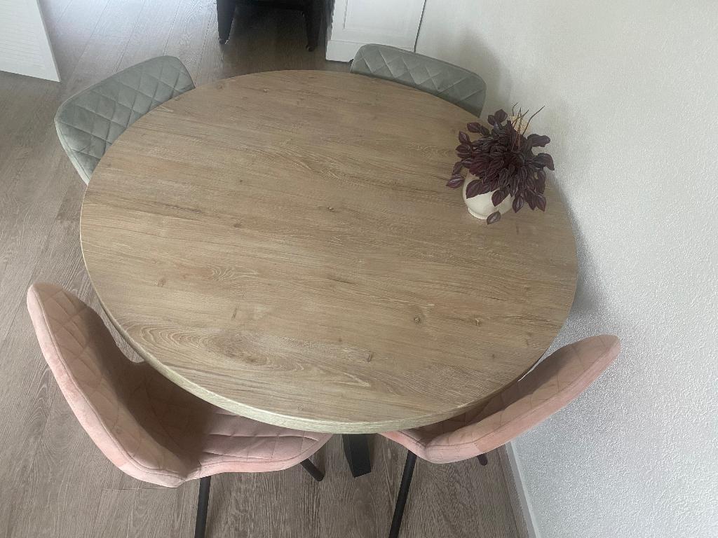 4 Kleurrijke stoelen, Huis en Inrichting, Stoelen, Ophalen, Overige kleuren, Zo goed als nieuw, Vier