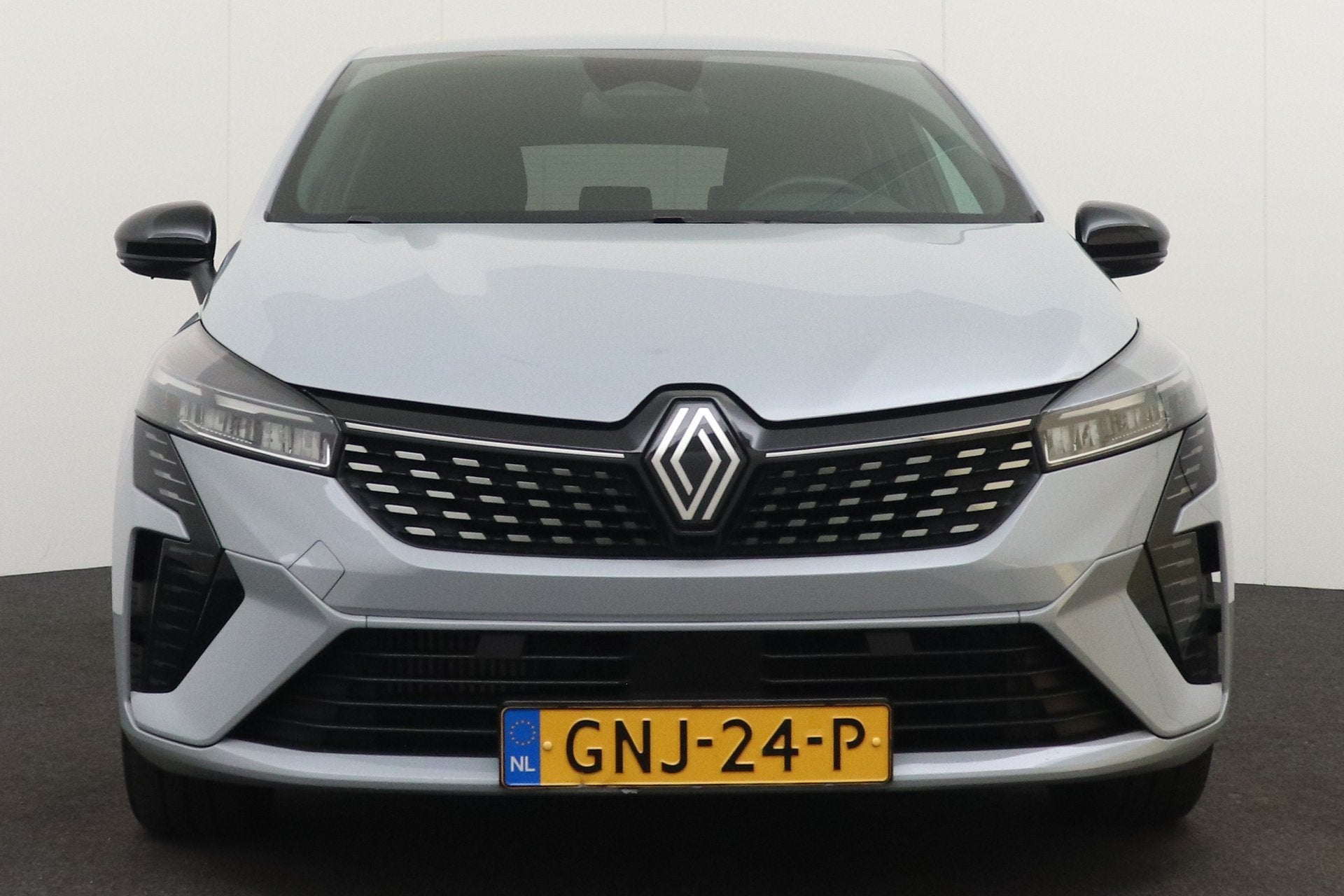 Renault Clio 1.0T 90 PK Techno+ Carplay Camera Climate, Auto's, Voorwielaandrijving, Dealer onderhouden, Leder en Stof, Origineel Nederlands