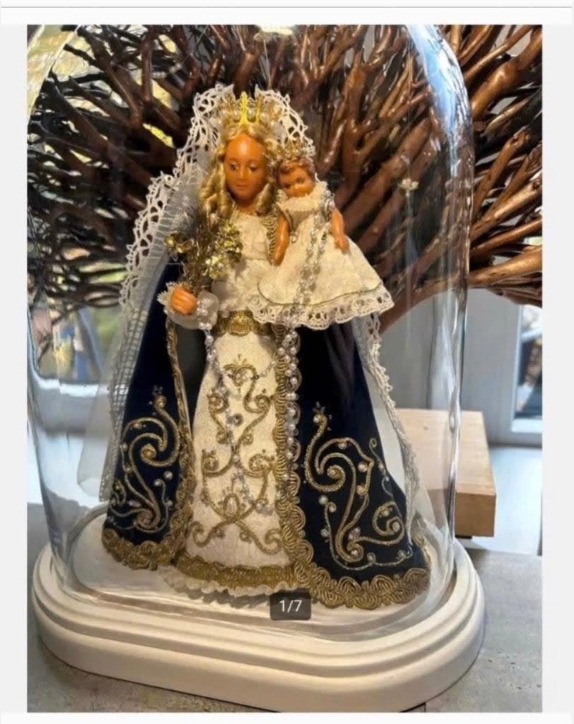 Antieke Madonna met Kindje Jezus onder ovale Stolp Vaste pr., Ophalen of Verzenden