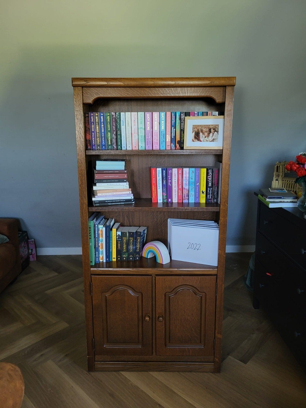 Massief eiken boekenkast met deuren en planken, Ophalen, Eikenhout, 50 tot 100 cm, Klassiek, Landelijk