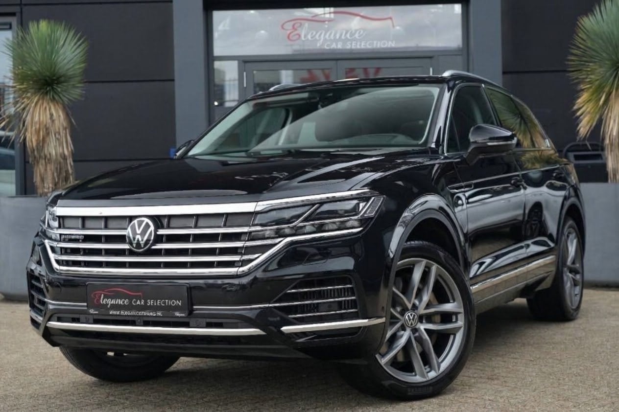 Volkswagen Touareg 3.0 TSi eHybrid 4MOTION Elegance Volkswag, Automaat, Gebruikt, Zwart, 2995 cc