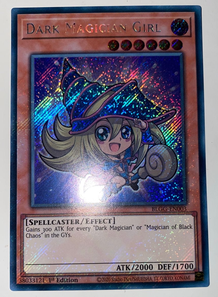 Yu-Gi-Oh! Alternate Dark Magician Girl BLGG 1st Mint !, Ophalen of Verzenden, Zo goed als nieuw, Losse kaart, Foil