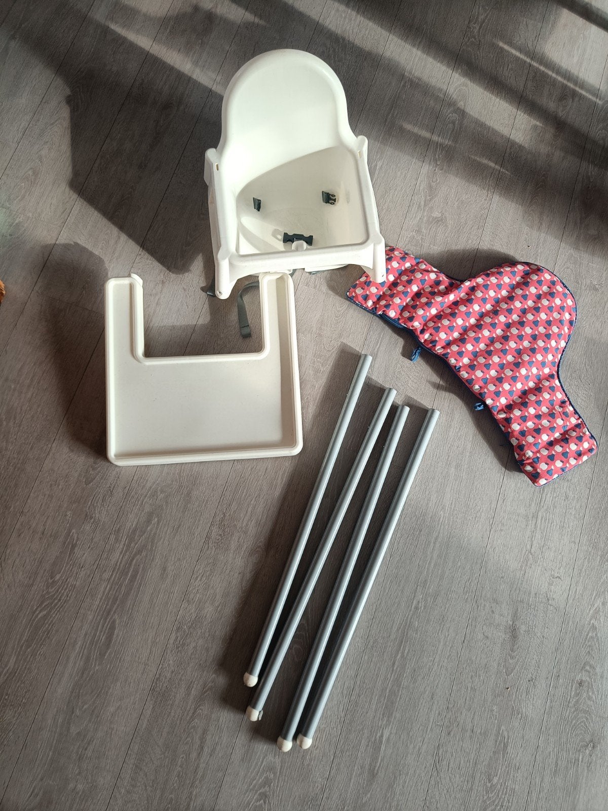 IKEA Antilop kinderstoel met eetblad en kussen, Ophalen, Gebruikt, Inklapstoel, Afneembaar eetblad