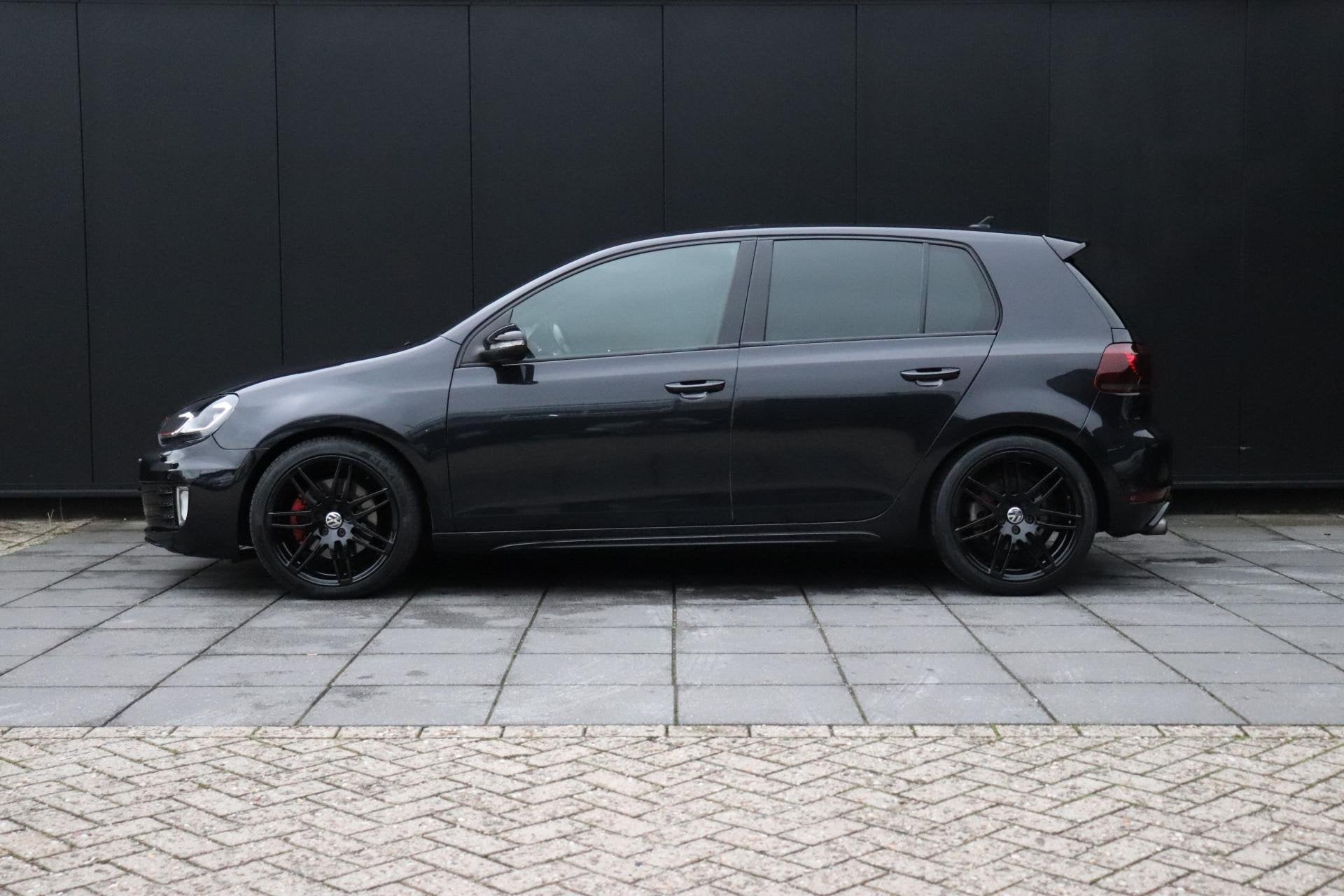 Volkswagen Golf 2.0 GTI | DSG | LEDER | SCHUIFDAK | STOELVER, Auto's, Volkswagen, Euro 5, Automatische klimaatregeling, Gebruikt