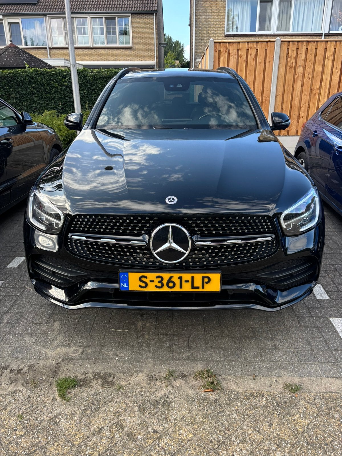Mercedes-Benz GLC 300e 320pk 4MATIC 9G-TRONIC 2021 Zwart, Automaat, 4 cilinders, 2000 kg, Plug-in hybride
