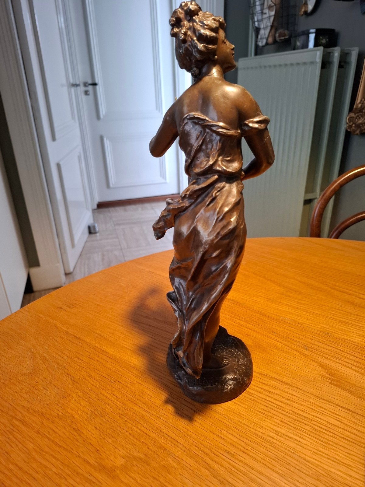 Bronzen beeld van CH LEVY, Antiek en Kunst, Kunst | Beelden en Houtsnijwerken, Gemerkt, Ophalen of Verzenden, Brons, 20 - 50 cm