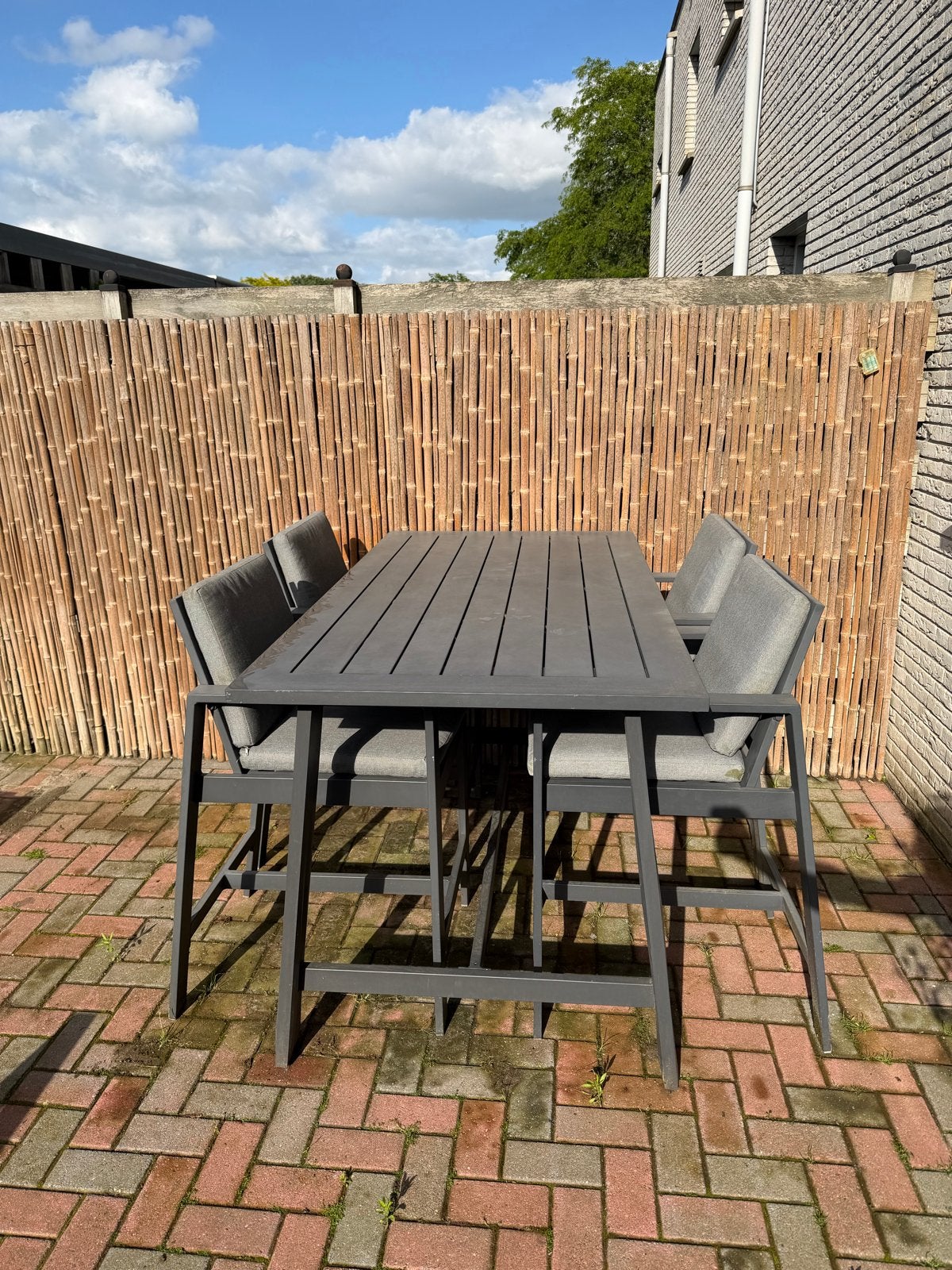 Moderne aluminium tuinset met 4 stoelen, Tuin en Terras, Tuinsets en Loungesets, Ophalen, 4 zitplaatsen, Gebruikt, Eettafel