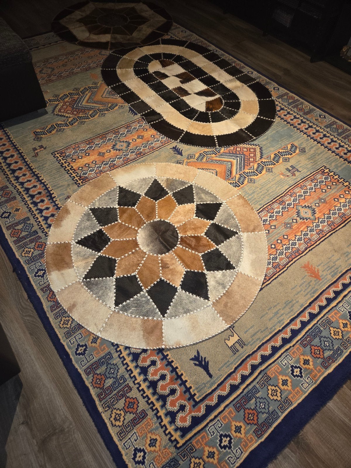 Handgemaakte vloermatten van geitenleer - Diverse vormen, Bohemian, Rustiek, Modern, Patchwork, 50 tot 100 cm, Nieuw, Grijs
