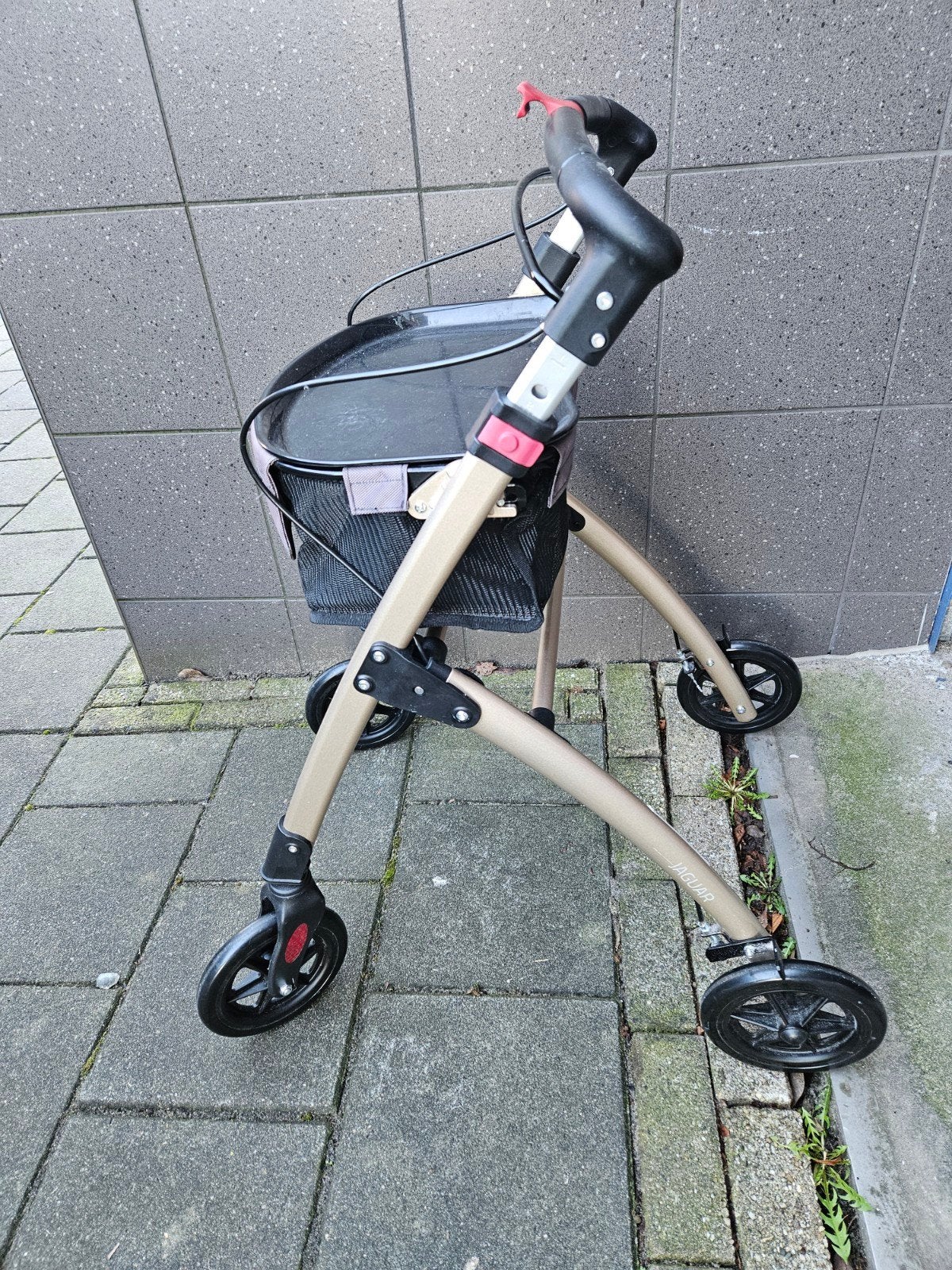 Mooie rollator, Diversen, Rollators, Ophalen, Zo goed als nieuw