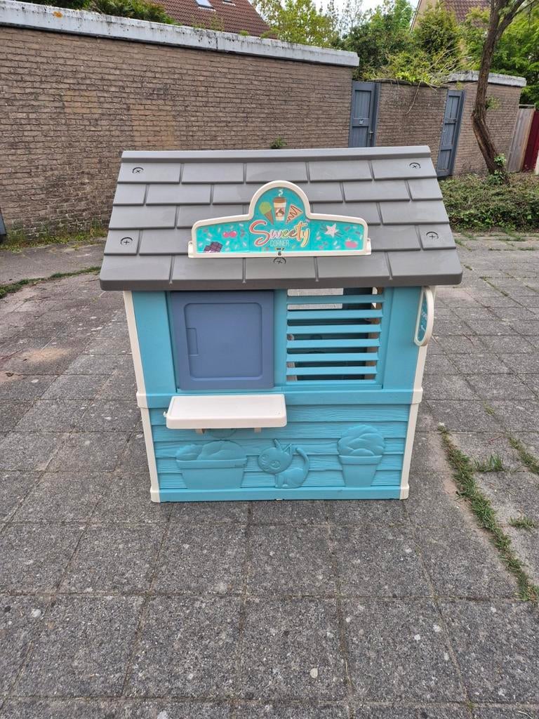 Smoby Speelhuisje Sweety Corner met beschermhoes!, Kinderen en Baby's, Speelgoed | Buiten | Speelhuisjes, Ophalen, Zo goed als nieuw