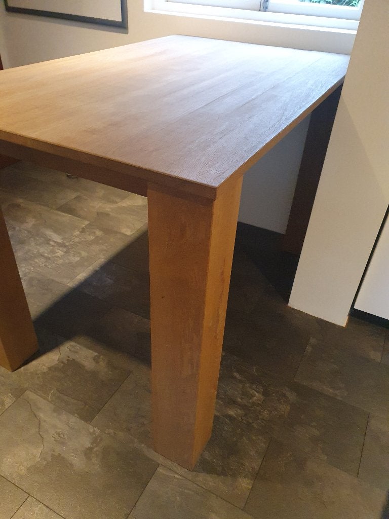bartafel van verweerd eiken, Eikenhout, Zo goed als nieuw, 150 tot 200 cm, Vier personen