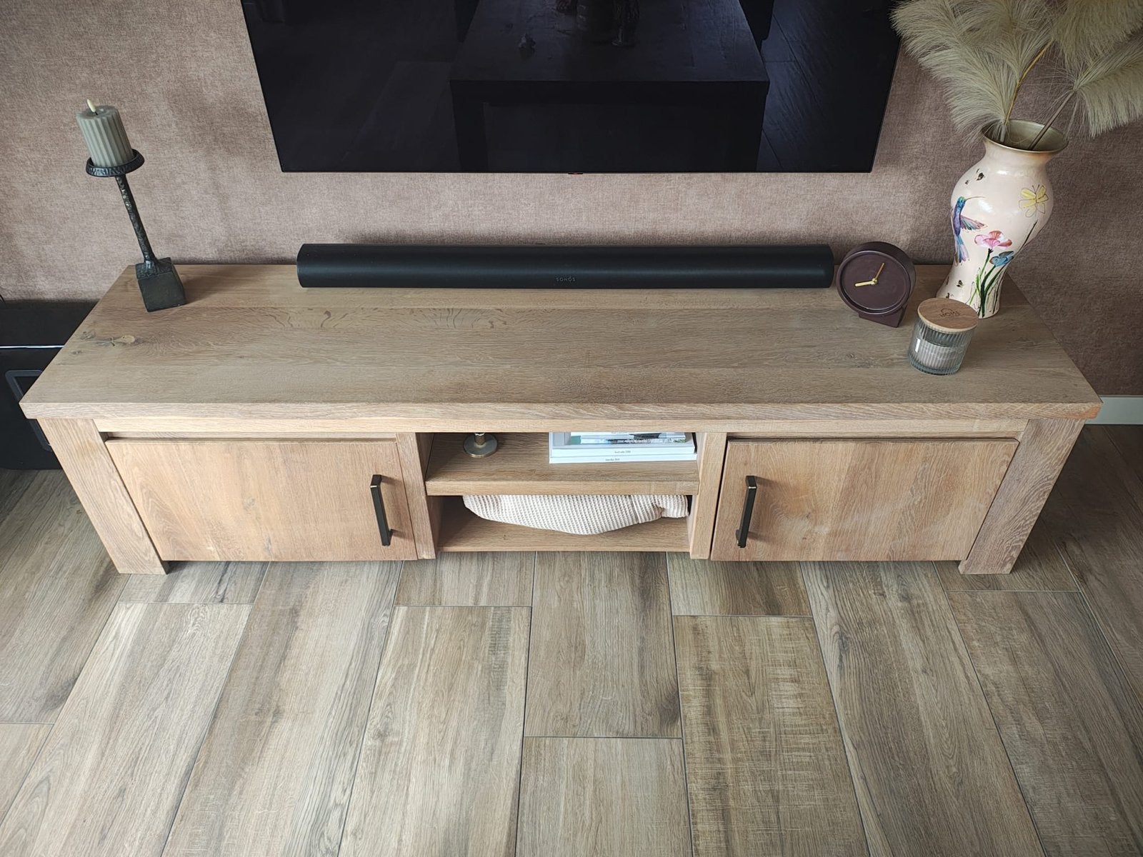 Robuust eikenhouten tv-meubel met opbergruimte, Huis en Inrichting, Ophalen, 150 tot 200 cm, Eikenhout, Zo goed als nieuw