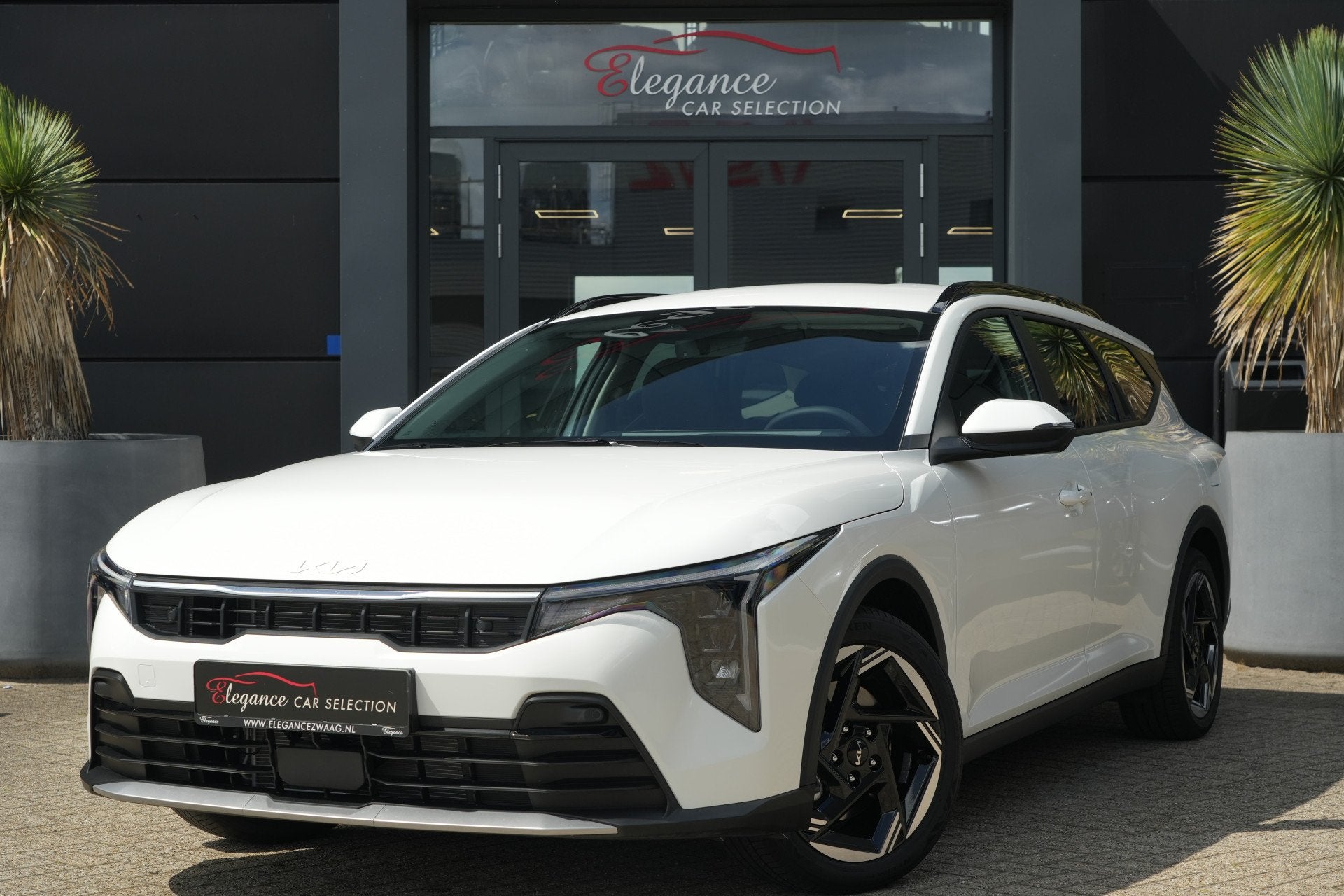 Kia K4 Sportswagon 1.6 T-GDi MHEV GT-Line Launch Edition | 1, Auto's, Dealer onderhouden, Stof, 4 cilinders, 150 pk