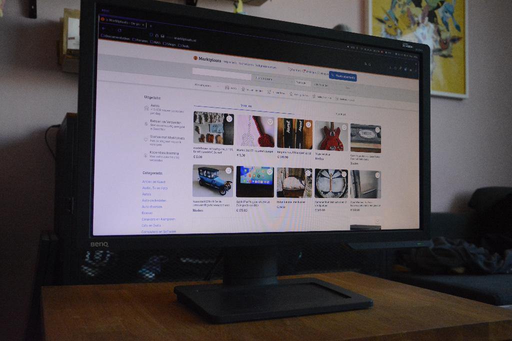 BenQ Zowie XL2411-B 1080p Full HD 24 Inch 144Hz Monitor, 101 t/m 150 Hz, In hoogte verstelbaar, Full HD, Zo goed als nieuw
