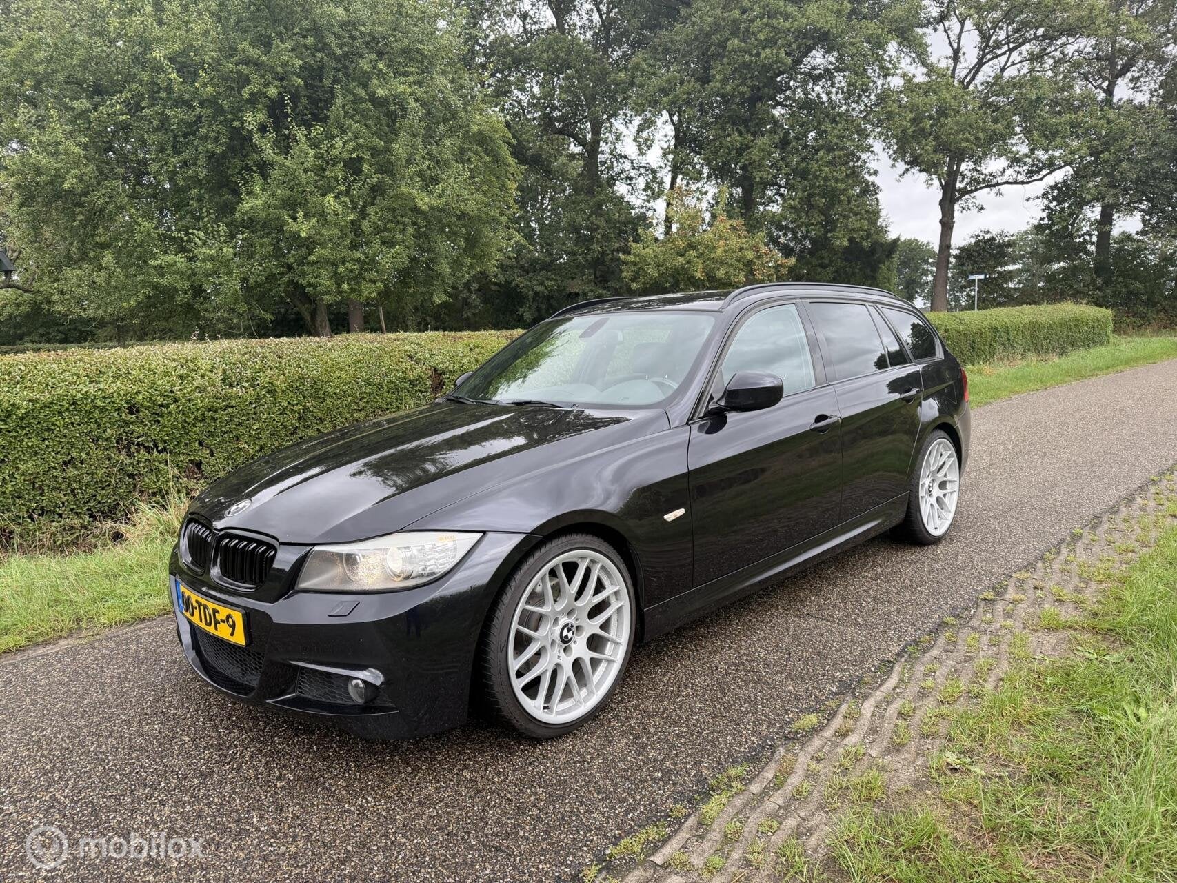 BMW 3-serie Touring 325i M Sport Edition Nap Xenon Automaat, Auto's, Achterwielaandrijving, Gebruikt, Zwart, 1600 kg