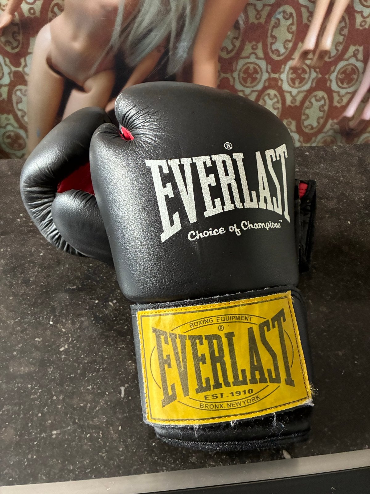 Everlast bokshandschoenen 10 oz met Nikko Sports bandages, Ophalen of Verzenden, Gebruikt, Overige, Vechtsportbescherming