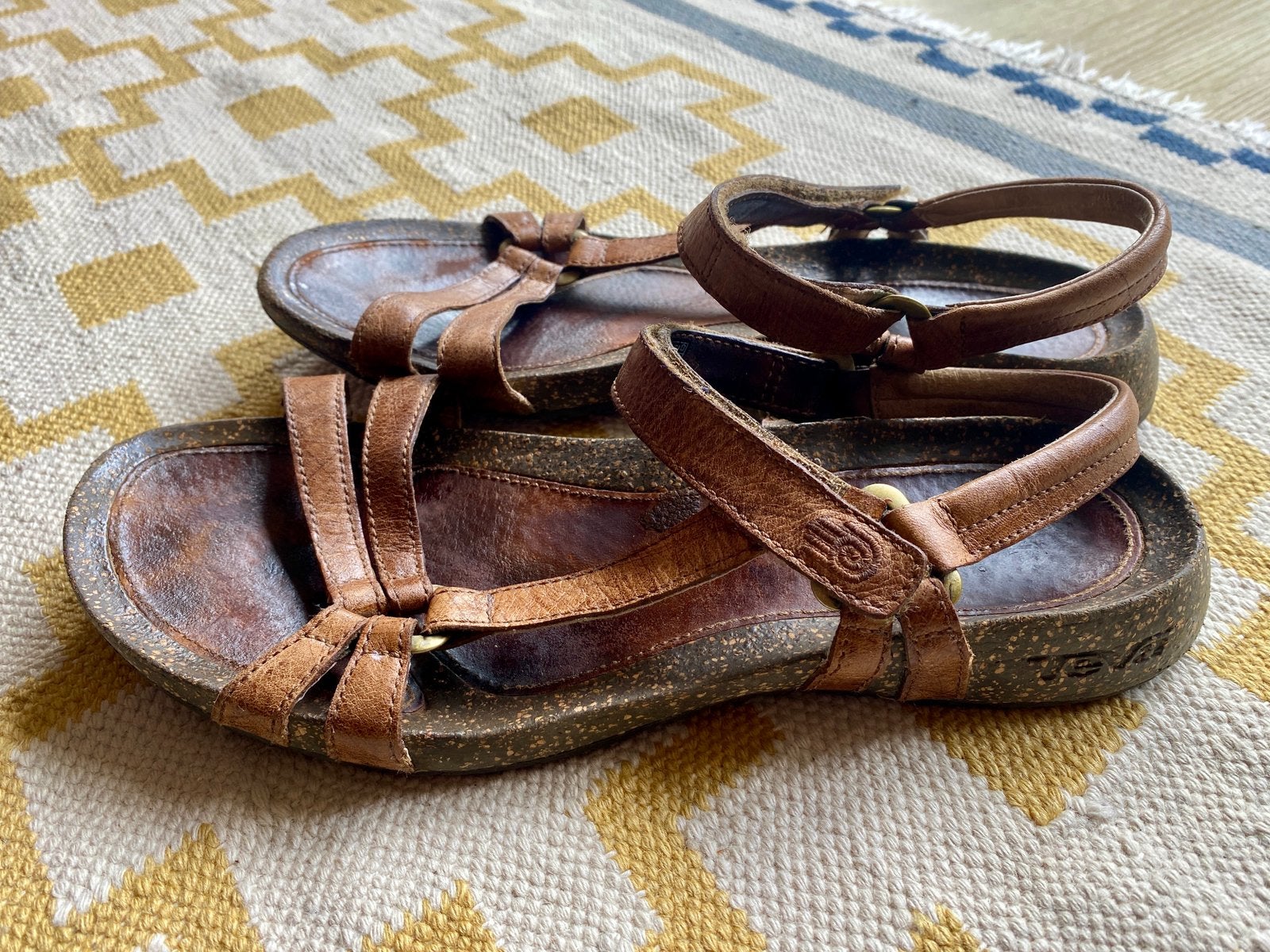 Teva sandalen maat 42 (valt als 41), Ophalen of Verzenden, Gedragen, Bruin, Sandalen of Muiltjes