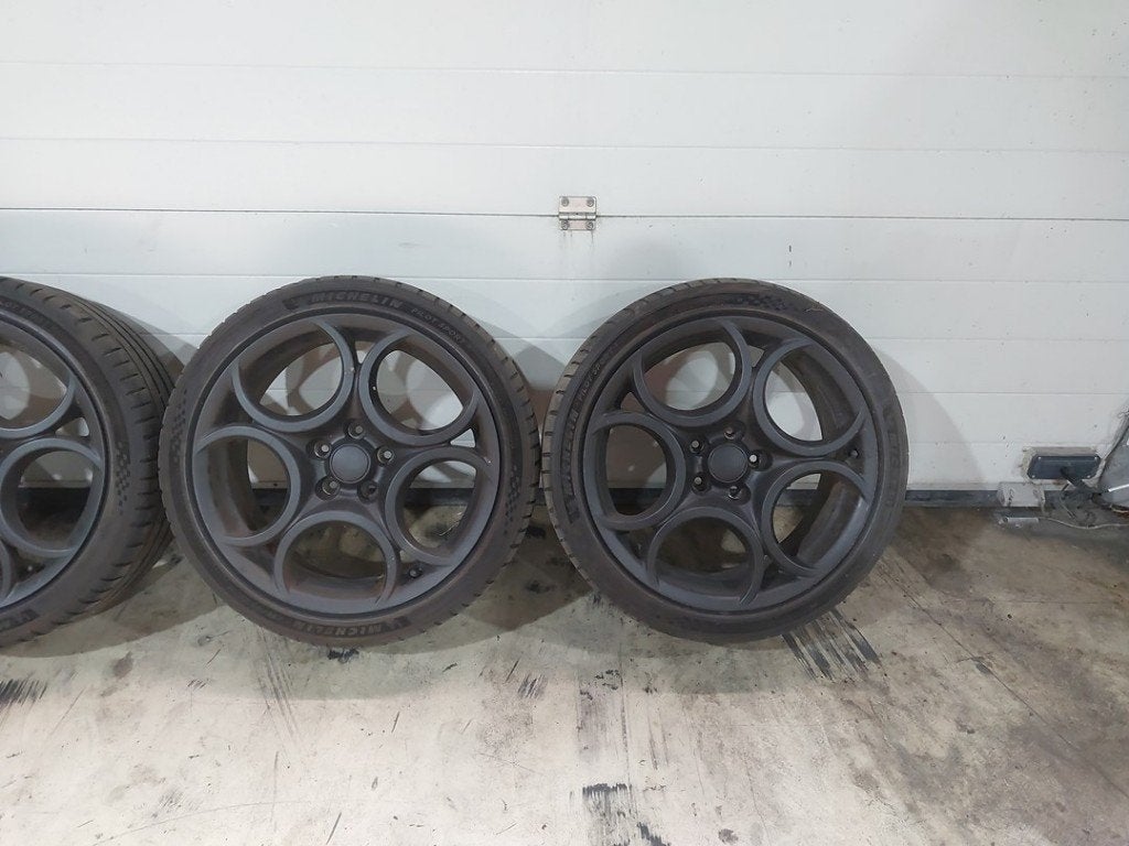 Wielenset Li, 18", 75J, ET41, 5 Gats, 55 Giulietta 2015, Auto-onderdelen, Stellantis Europe S.p.A, Gebruikt, Info@alfaromeo.de
