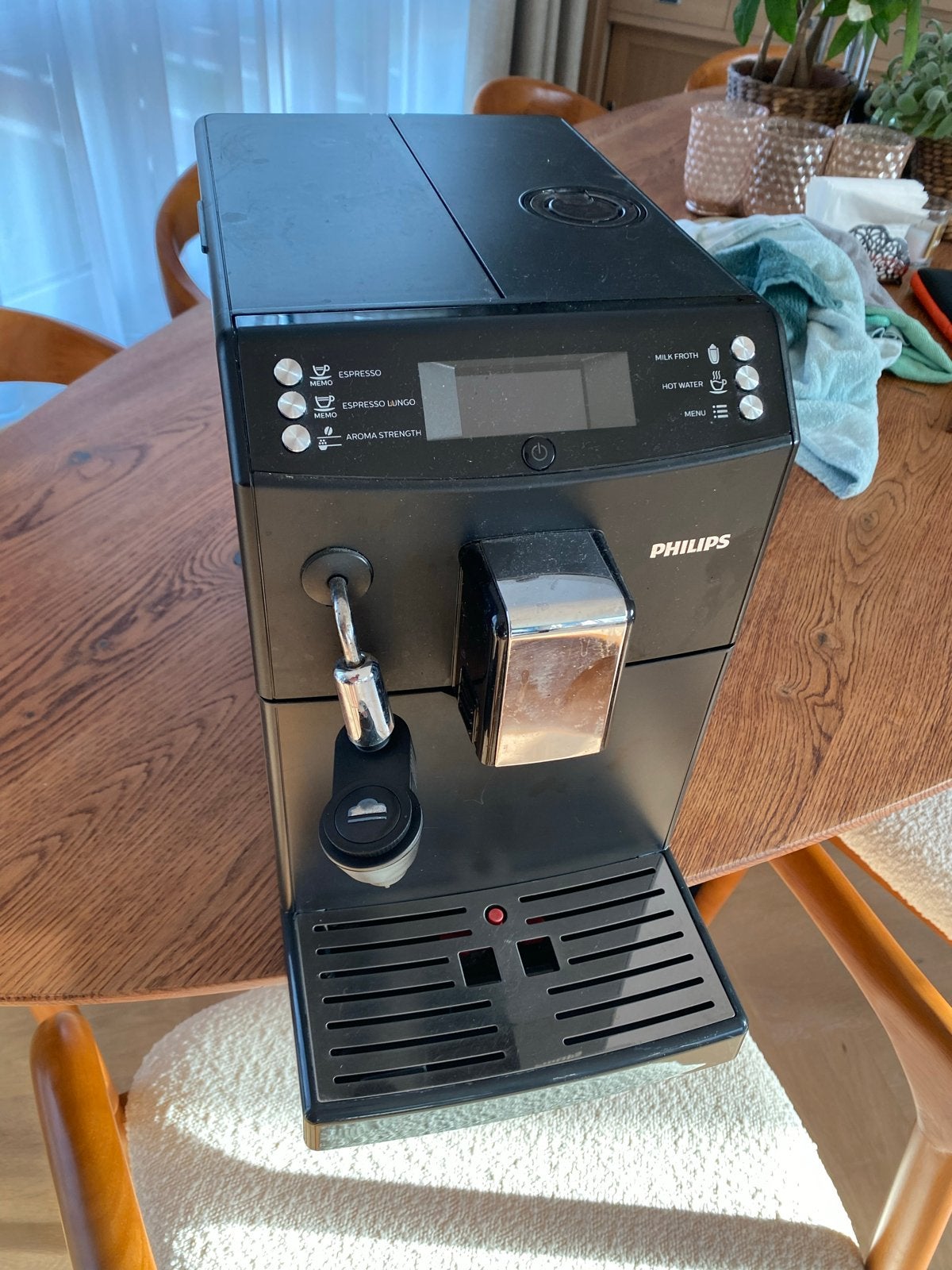 Philips Volautomatische Koffiemachine - Espresso & Melkschui, Witgoed en Apparatuur, Koffiezetapparaten, Gebruikt, Koffiemachine