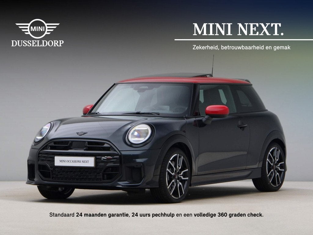 MINI Cooper C John Cooper Works Pakket XL (bj 2024), Auto's, Dealer onderhouden, Gebruikt, 156 pk, 4 stoelen