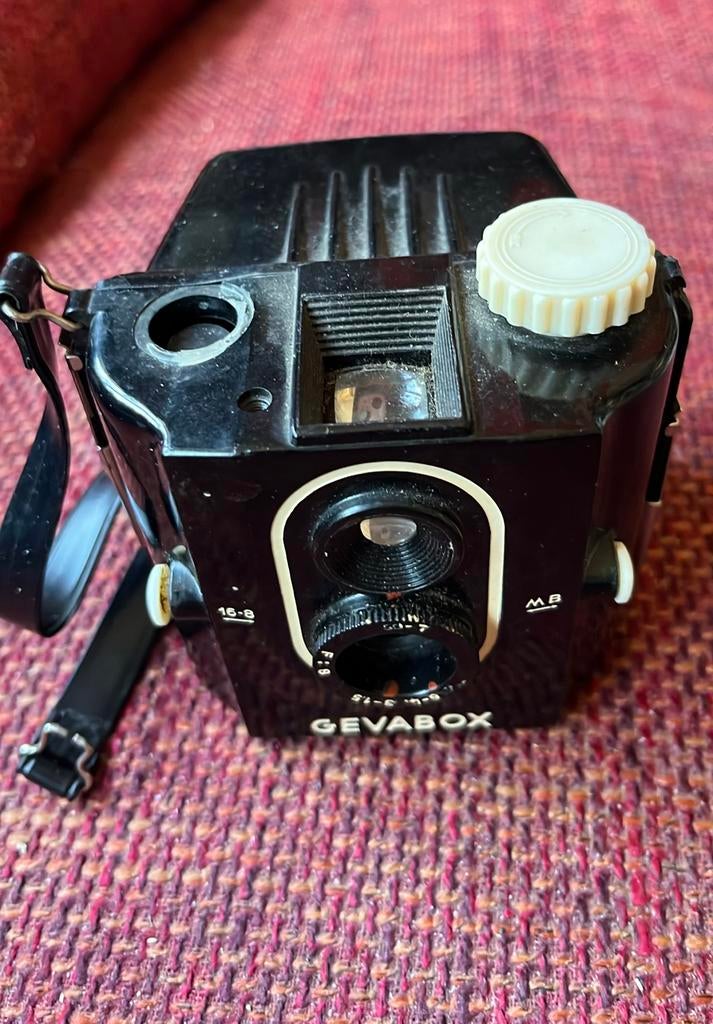 Antieke Bakelieten Boxcamera met Tasje “ Gevabox”, Ophalen of Verzenden