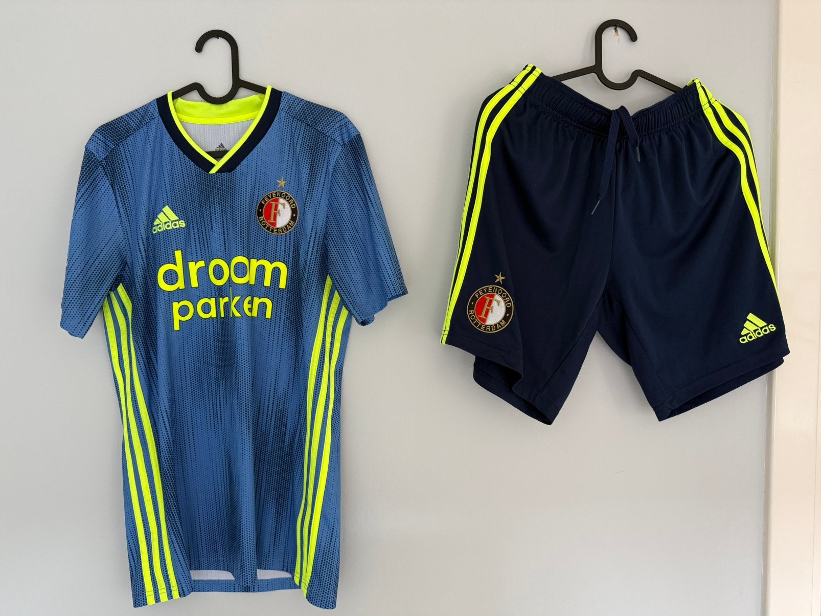 Feyenoord shirt, broekje en sokken 2019/2020, Maat S, Verzenden, Gebruikt, Set