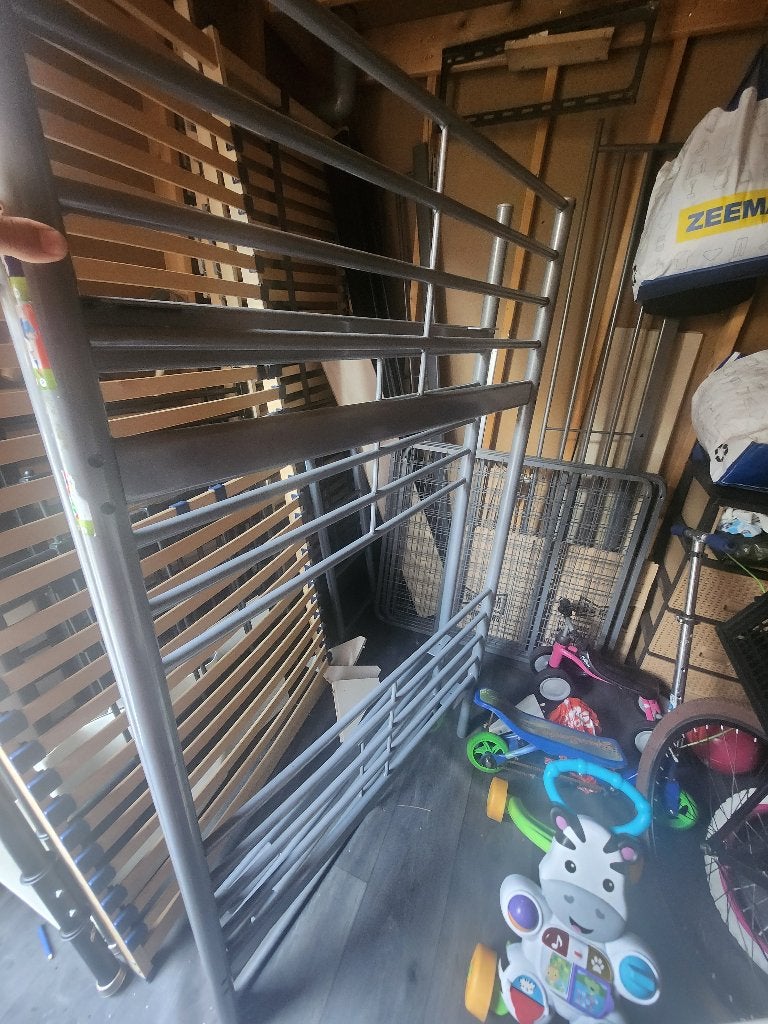 Stapelbed en tweepersoons ikea bed, Ophalen, Gebruikt, Zwart, Tweepersoons