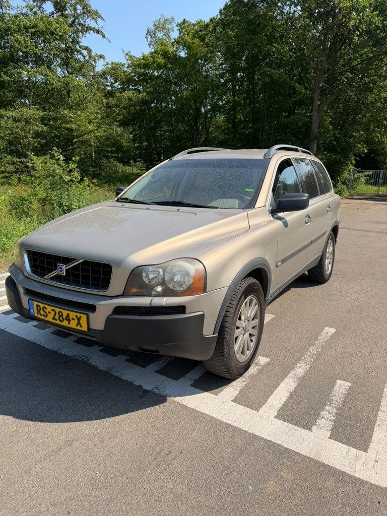 Volvo XC90 2.5 T, Auto's, Gebruikt, Beige, Bruin, 7 stoelen