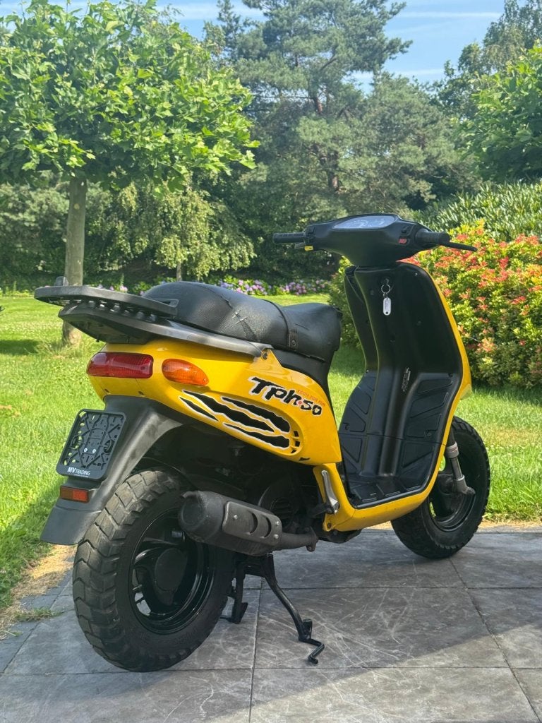 ⭐️Piaggio Typhoon 50cc 2 takt geel in nette staat⭐️, Niet ingevuld, Niet ingevuld, Niet ingevuld