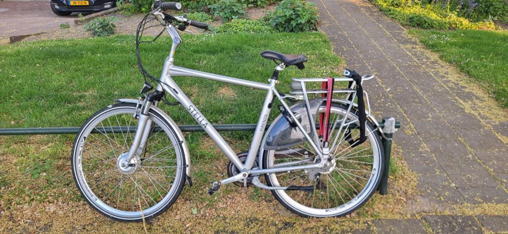 Stella Firenza - elektrische fiets - Zilver, goede staat, Gebruikt, 51 tot 55 cm, 30 tot 50 km per accu, Ophalen
