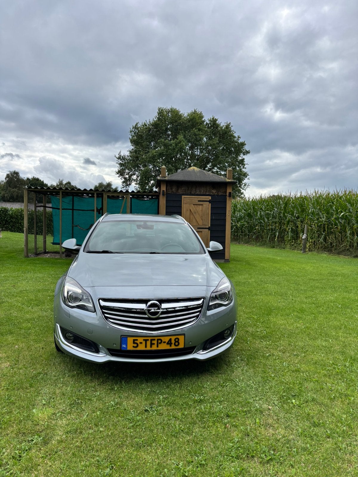 Opel Insignia 1.6 Turbo 125KW Sports Tourer 2014 Grijs, Voorwielaandrijving, 4 cilinders, Stationwagon, Handgeschakeld