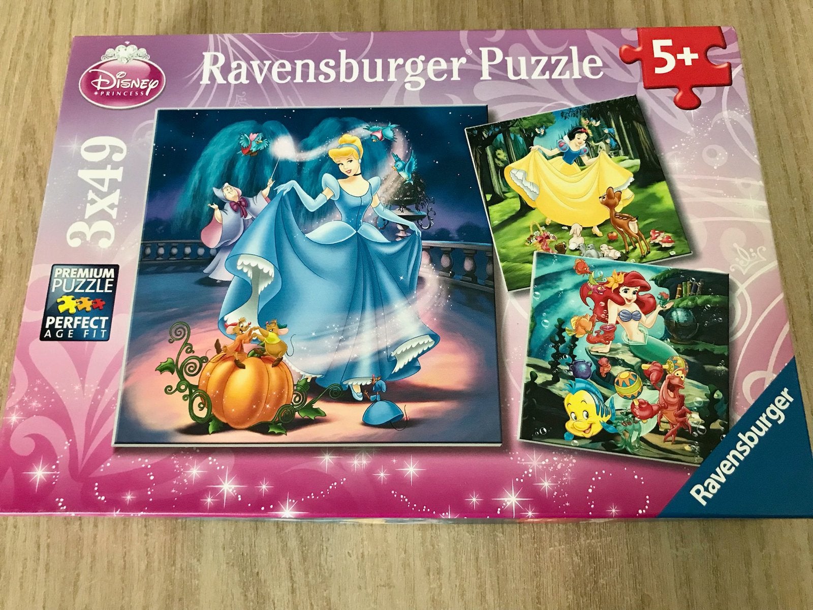 Puzzels 3x49 stukjes Assepoester Sneeuwwitje en Ariël, Ophalen of Verzenden, 10 tot 50 stukjes, Zo goed als nieuw, 4 tot 6 jaar