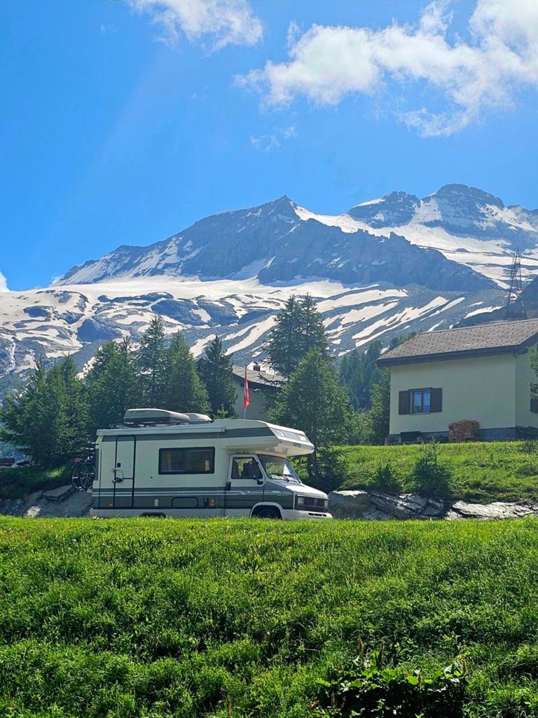 Leuke gepimpte Fiat Ducato camper, Caravans en Kamperen, Campers, Buscamper of Camperbus, Fiat, Dakluik, Treinzit